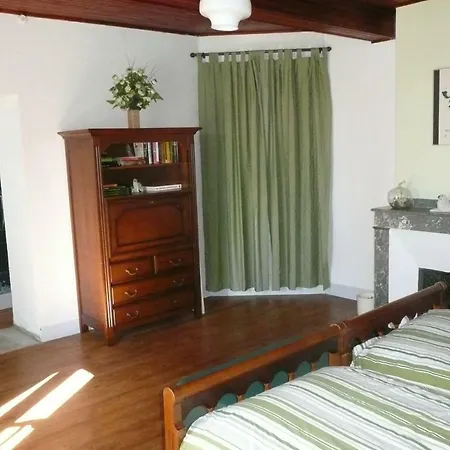 Domaine Serrot Bed & Breakfast